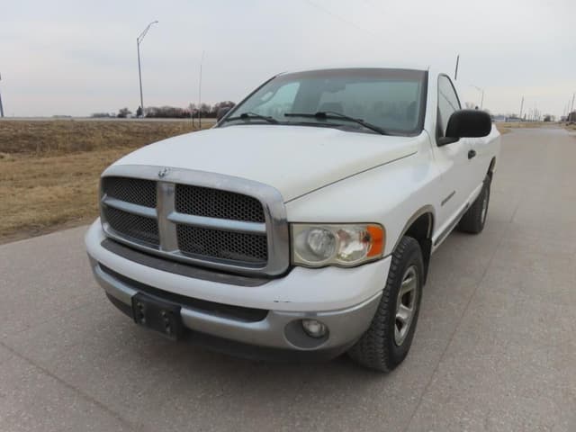 Image of Dodge Ram 1500 equipment image 1