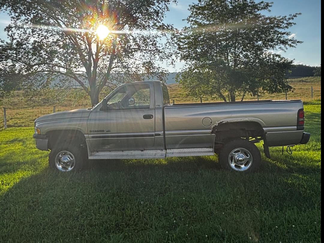 Image of Dodge Ram 2500 Primary image