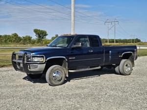 2002 Dodge Ram 3500HD Image
