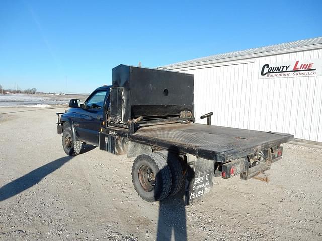 Image of Dodge Ram 3500HD equipment image 2