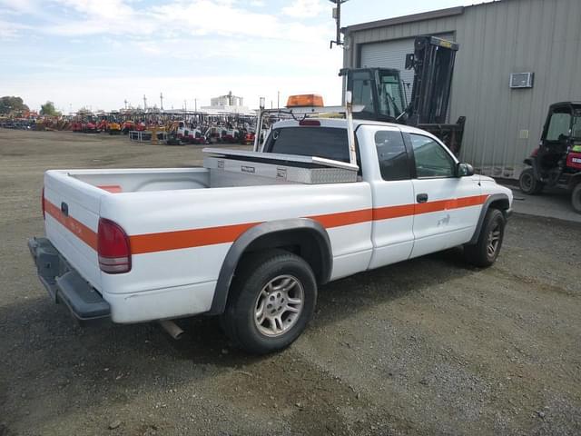 Image of Dodge Dakota equipment image 2