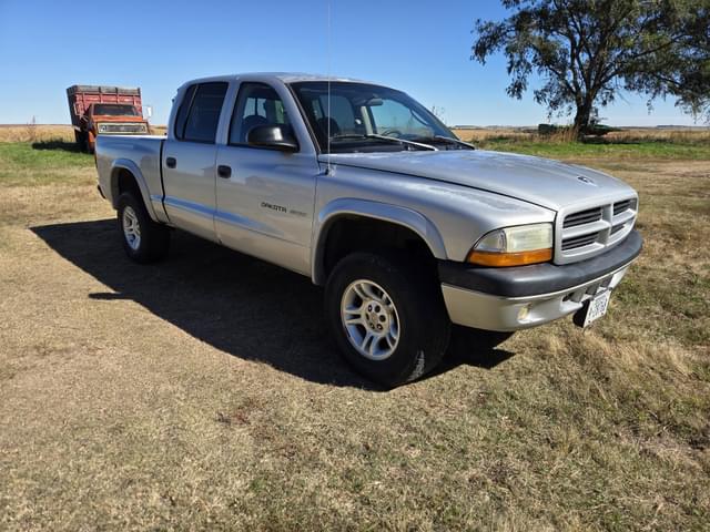 Image of Dodge Dakota equipment image 2