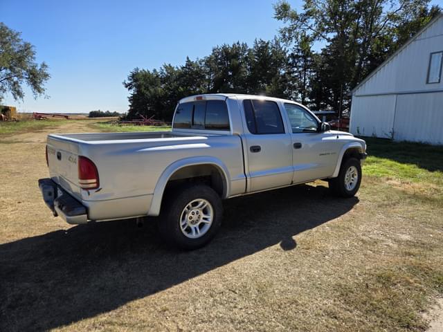 Image of Dodge Dakota equipment image 4