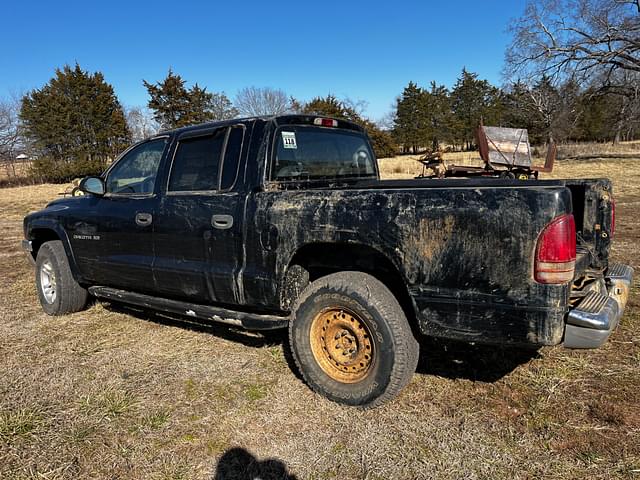 Image of Dodge Dakota equipment image 3