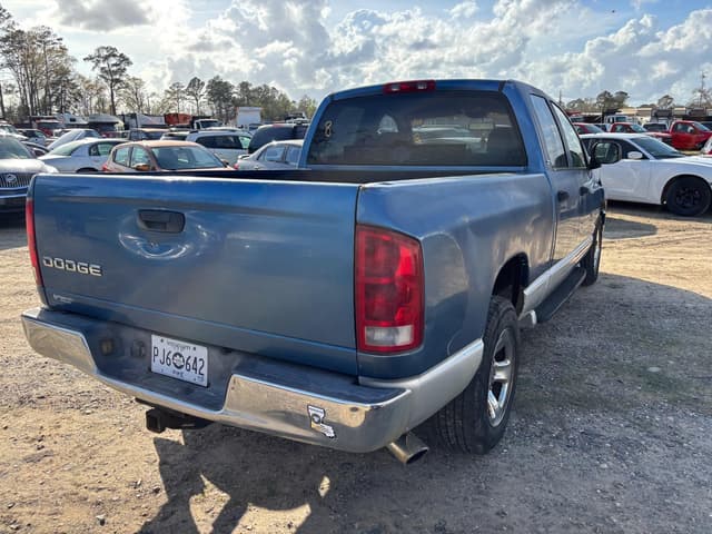 Image of Dodge Ram 1500 equipment image 2