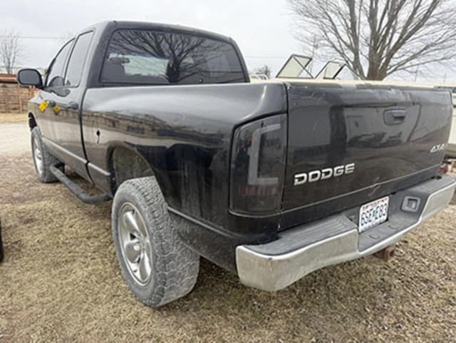 Image of Dodge Ram 1500 equipment image 3