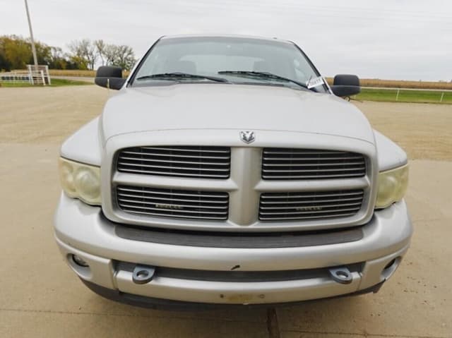 Image of Dodge Ram 1500 equipment image 4