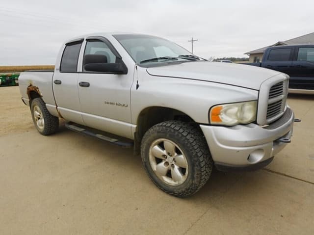 Image of Dodge Ram 1500 equipment image 1