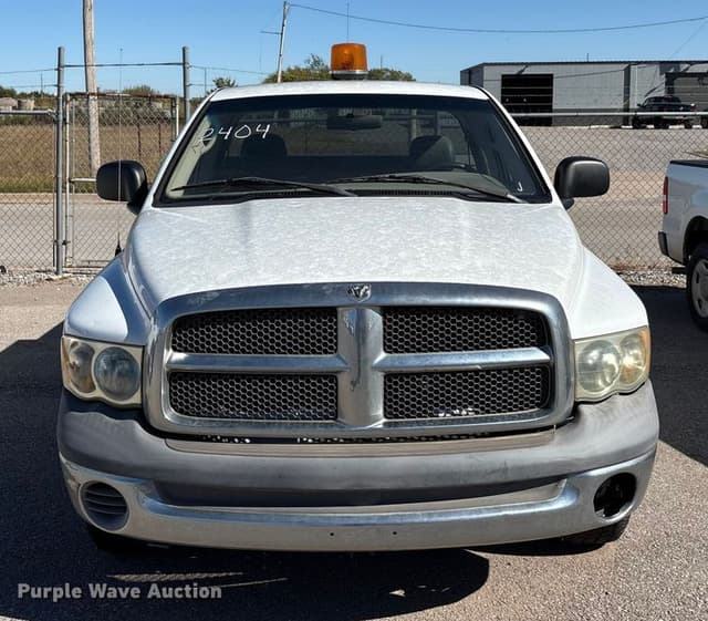 Image of Dodge Ram 1500 equipment image 1