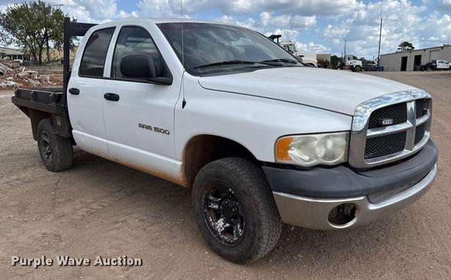 Image of Dodge Ram 1500 equipment image 2