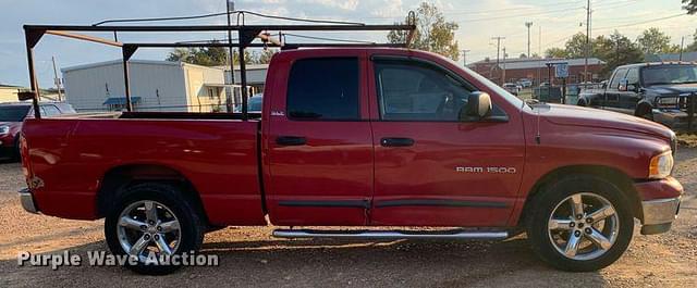 Image of Dodge Ram 1500 equipment image 3