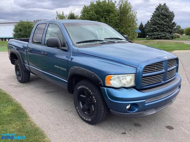 Image of Dodge Ram 1500 equipment image 2