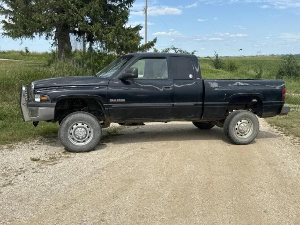 Image of Dodge Ram 2500 Primary image