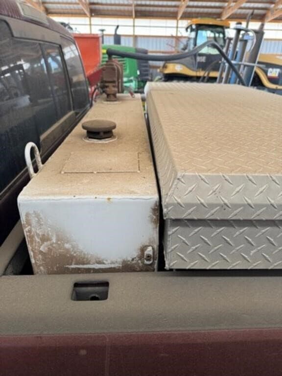 Image of Dodge Ram 2500 equipment image 4