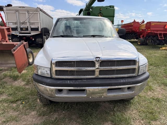 Image of Dodge Ram 2500 equipment image 1