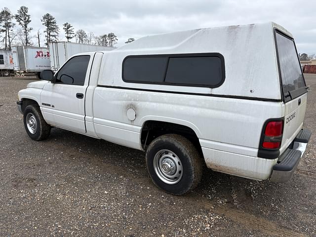 Image of Dodge Ram 2500 equipment image 1