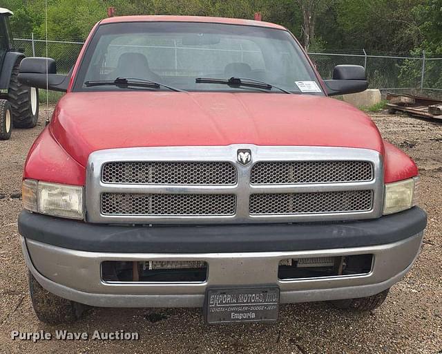 Image of Dodge Ram 2500 equipment image 1