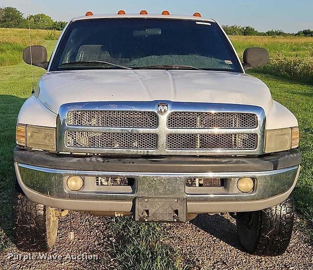 Image of Dodge Ram 2500 equipment image 1