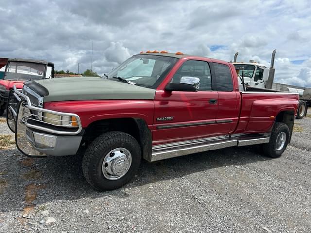Image of Dodge Ram 3500 equipment image 1
