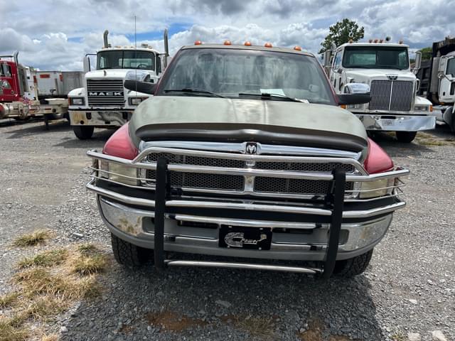 Image of Dodge Ram 3500 equipment image 4