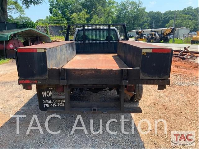 Image of Dodge Ram 3500 equipment image 3