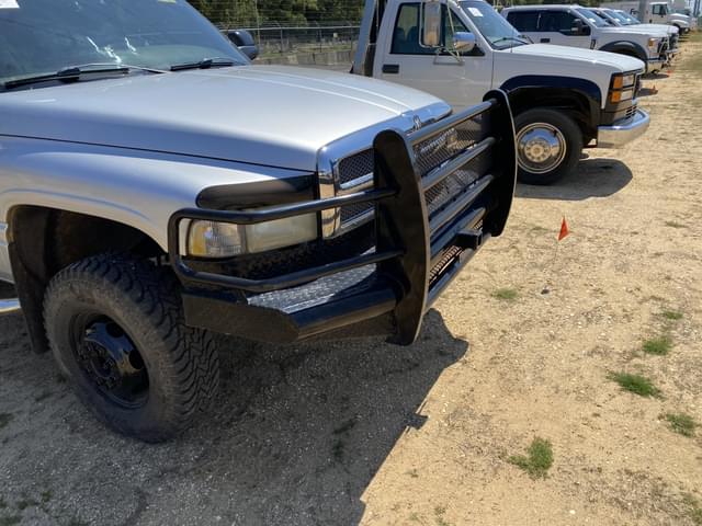 Image of Dodge Ram 3500 equipment image 4