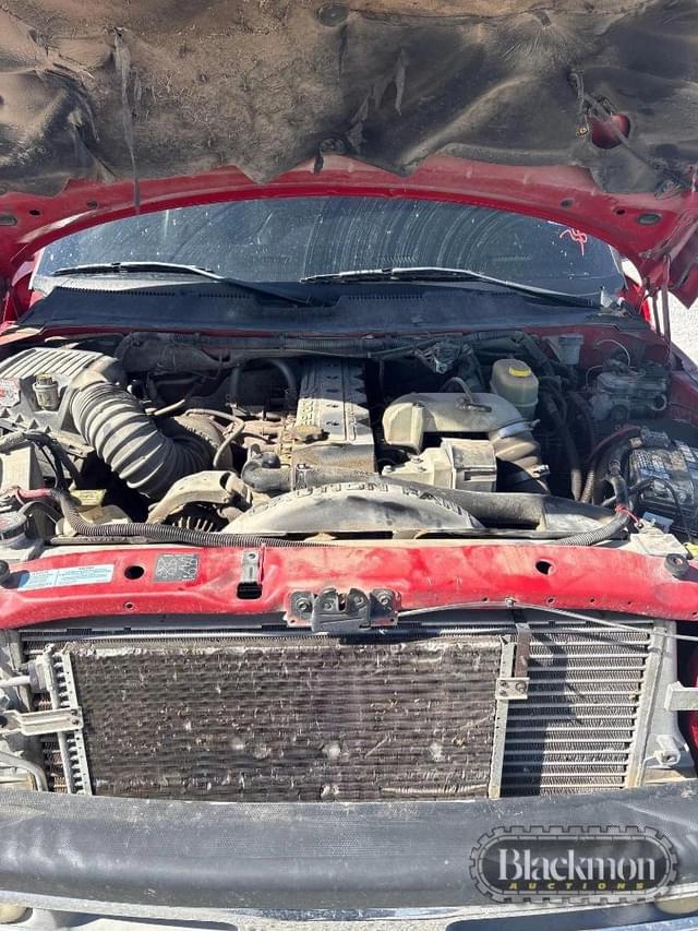 Image of Dodge Ram 3500 equipment image 4