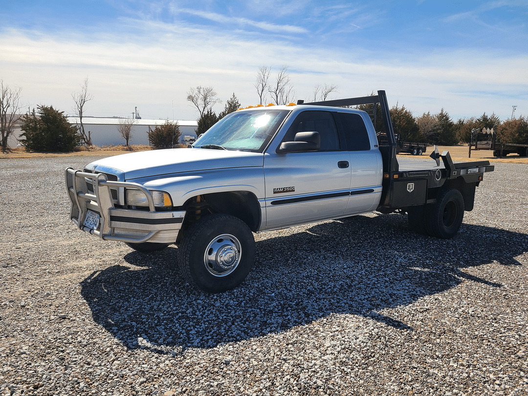 Image of Dodge Ram 3500 Primary image