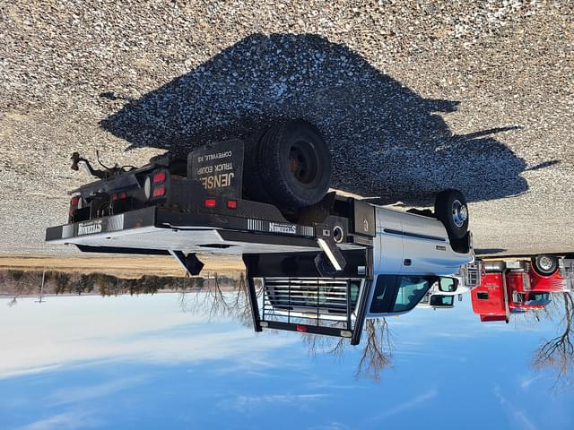 Image of Dodge Ram 3500 equipment image 3