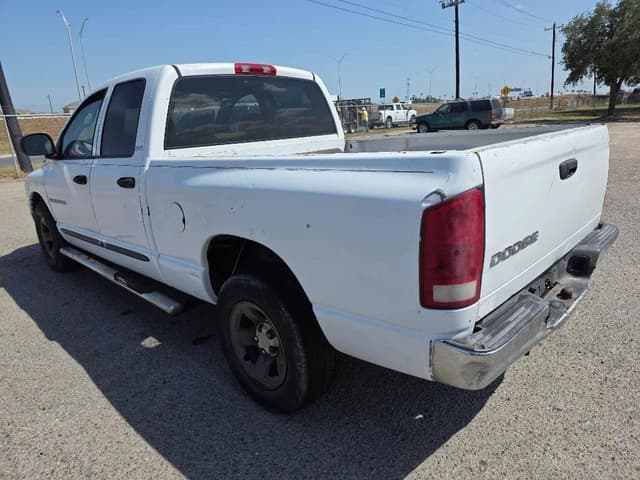 Image of Dodge Ram 1500 equipment image 3