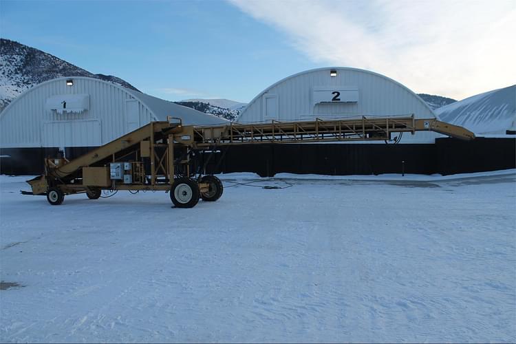2002 Double L 831 Equipment Image0