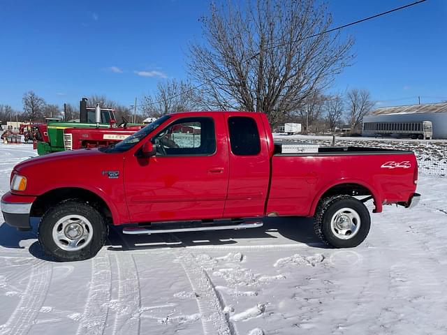 Image of Ford F-150 equipment image 4