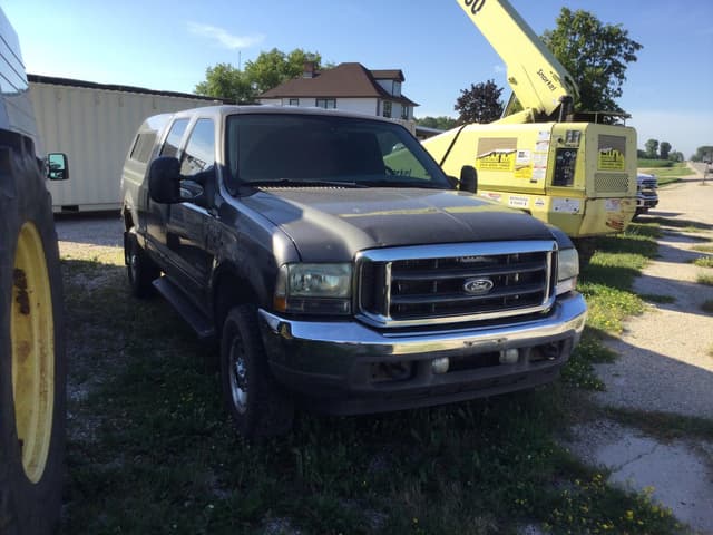 Image of Ford F-250 equipment image 1