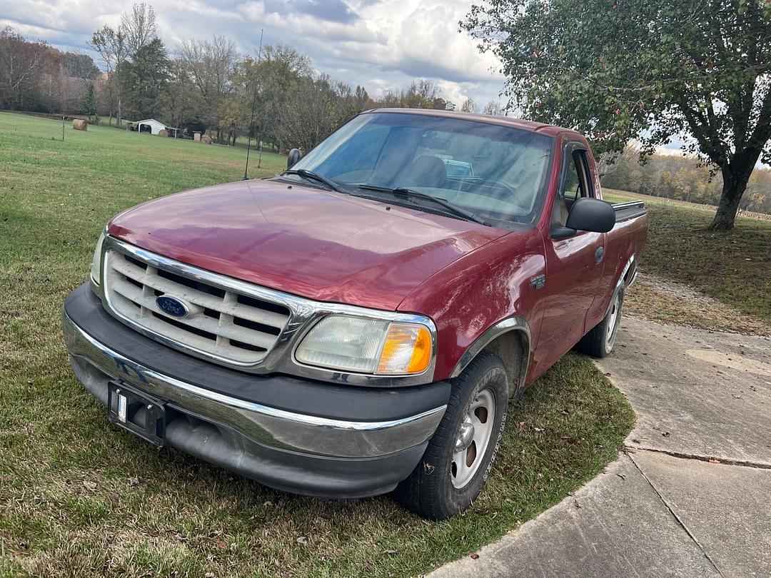 Image of Ford F-150 Primary image