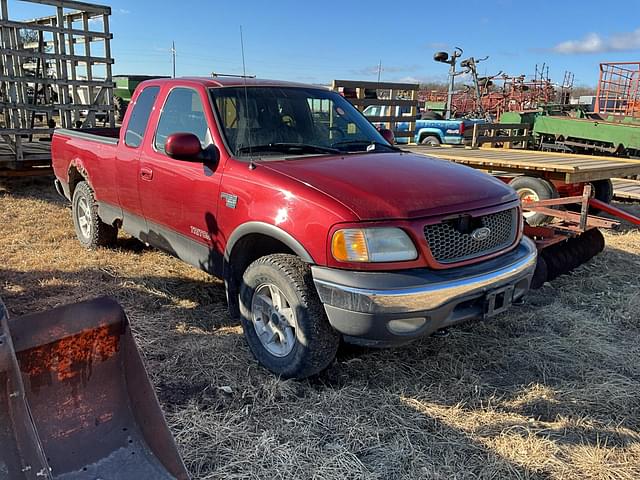 Image of Ford F-150 equipment image 1