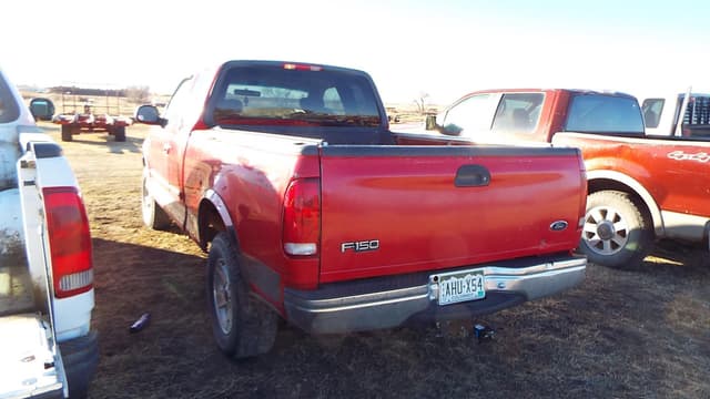 Image of Ford F-150 equipment image 2