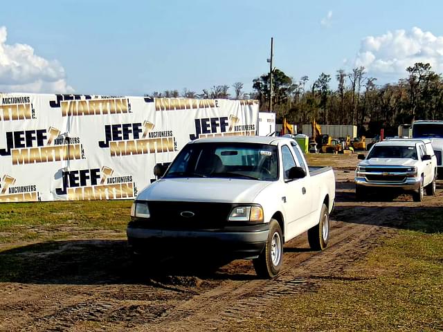 Image of Ford F-150 equipment image 1