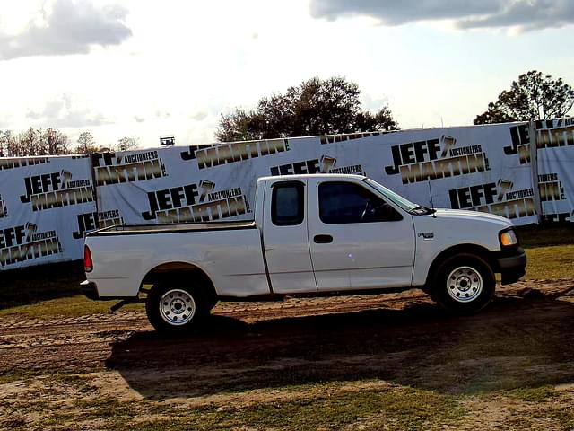 Image of Ford F-150 equipment image 3