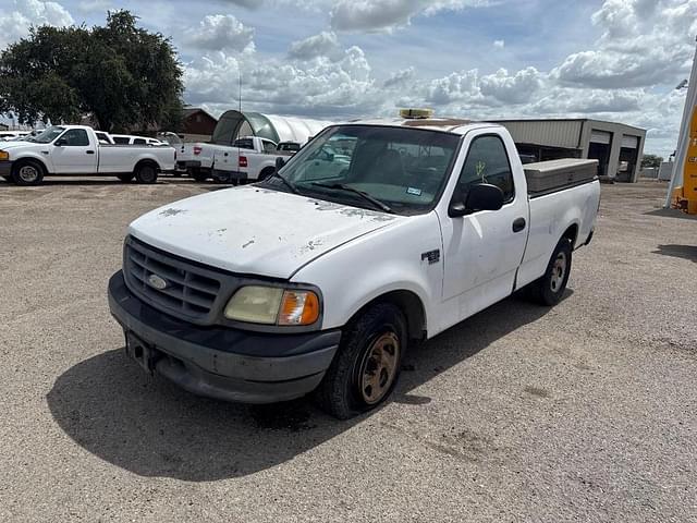 Image of Ford F-150 equipment image 1