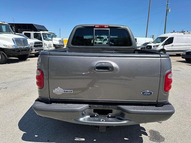 Image of Ford F-150 equipment image 3