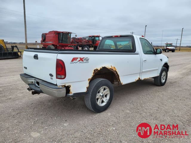 Image of Ford F-150 equipment image 2