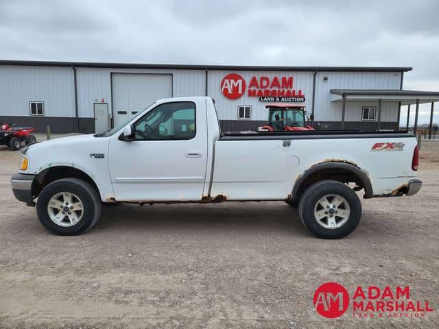 Image of Ford F-150 equipment image 4