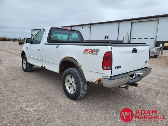 Image of Ford F-150 equipment image 3