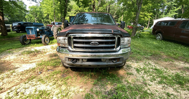Image of Ford F-250 equipment image 1