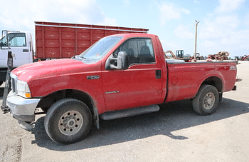 2002 Ford F-250 Equipment Image0