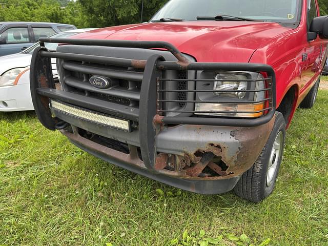 Image of Ford F-250 equipment image 2