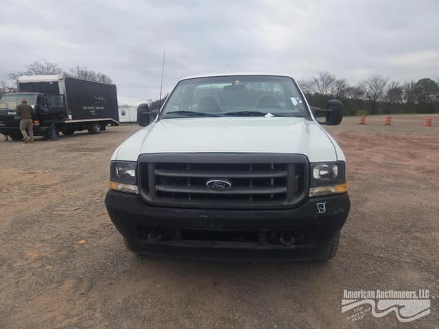 Image of Ford F-250 equipment image 1