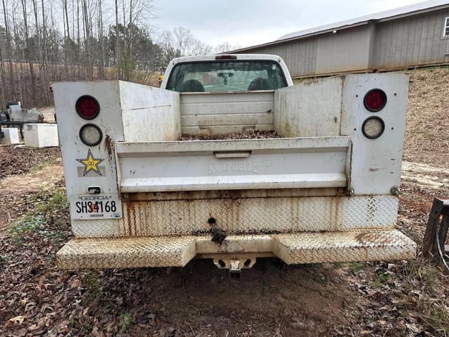 Image of Ford F-250 equipment image 3