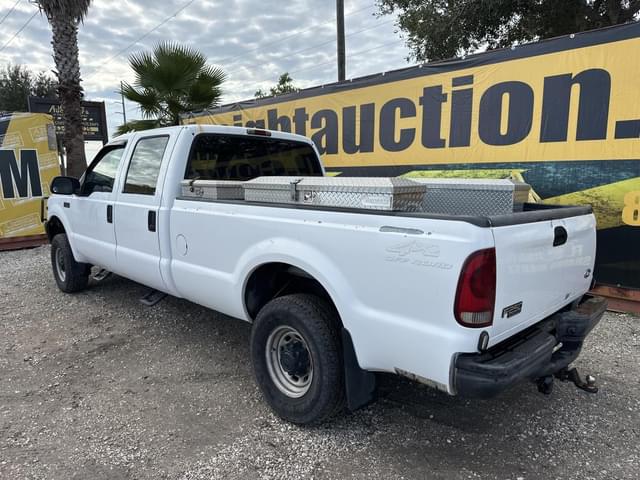 Image of Ford F-250 equipment image 1