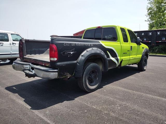 Image of Ford F-250 equipment image 4